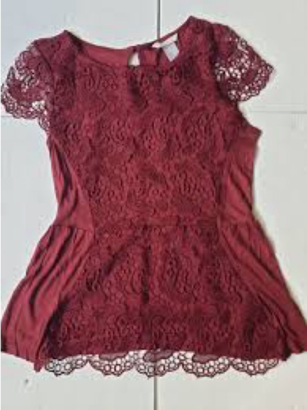 H@M crochet large Lace Detail Short Sleeve Top - Burgundy - Picture 2 of 3
